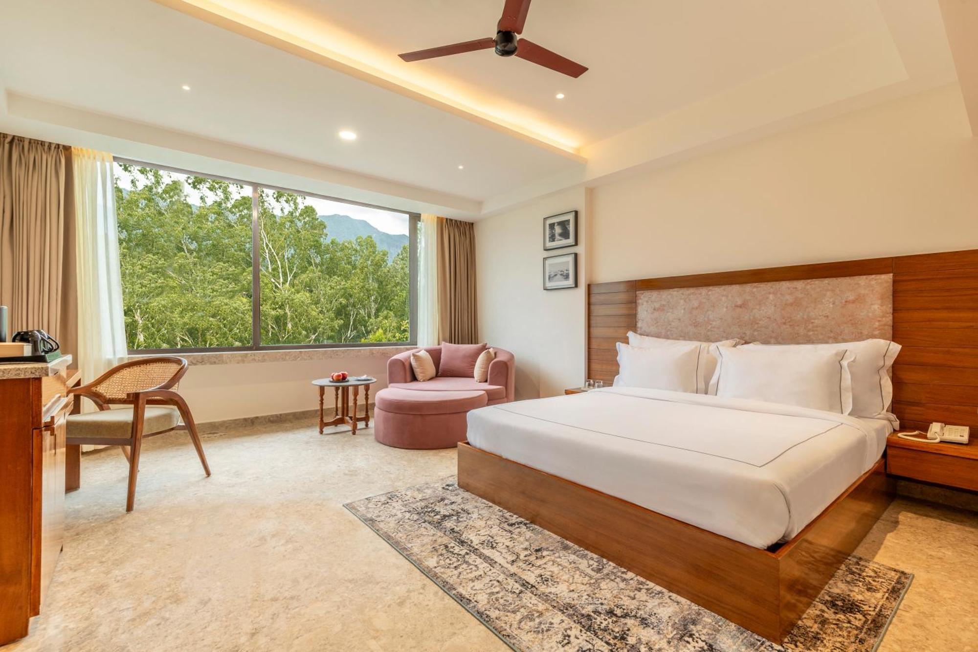 The Prominence Mussoorie Road Dehradun Hotel Buitenkant foto