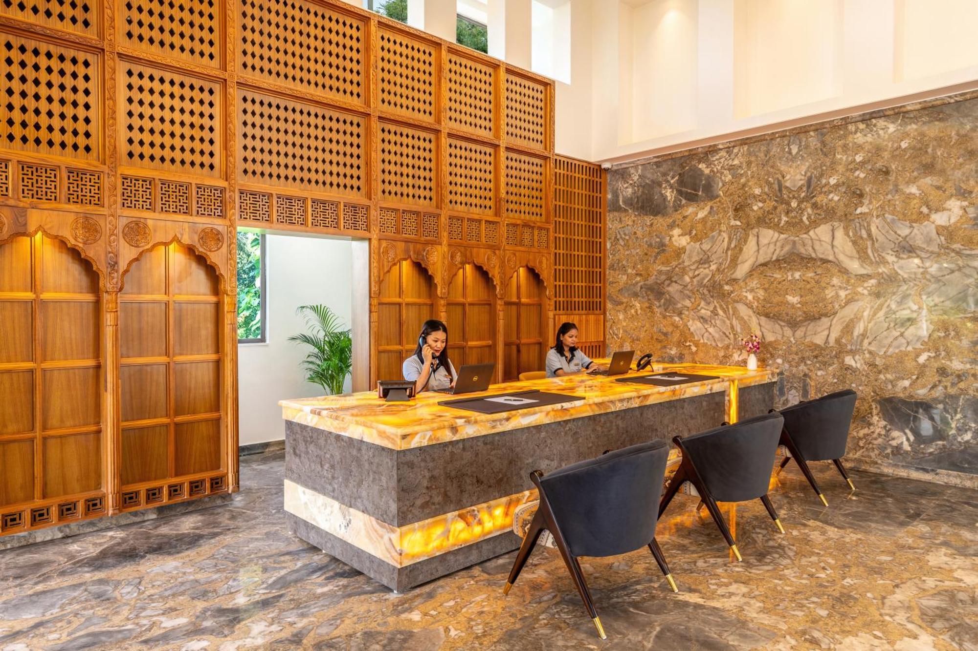 The Prominence Mussoorie Road Dehradun Hotel Buitenkant foto